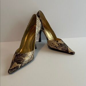 BCBGirls Y2K brown tan python print pointy toe heels size 8